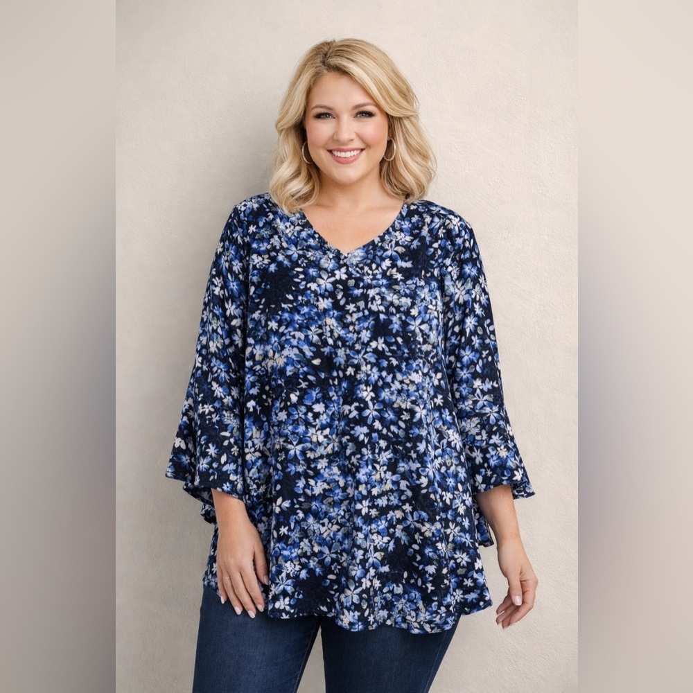 Belle by Kim Gravel Blue Floral V-Neck Bell Sleeve Blouse Size Large
